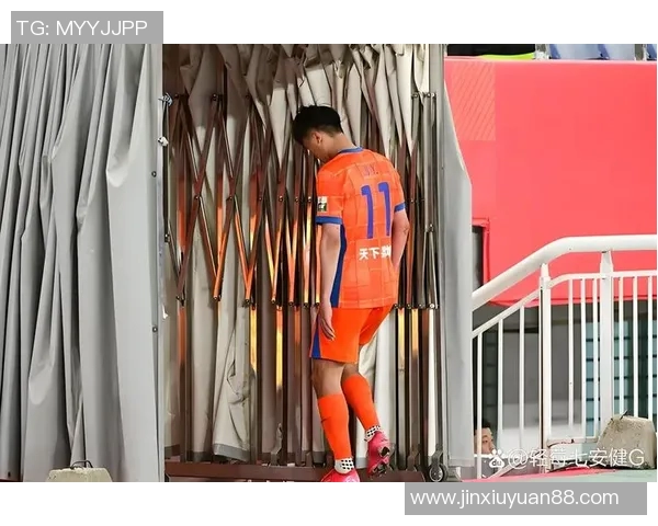 中超激战山东鲁能迎战国安球迷期待精彩对决与巅峰对抗 中超激战山东鲁能迎战国安球迷期待精彩对决与巅峰对抗