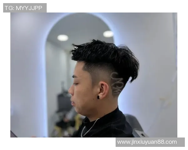 足球明星发型潮流男士图片欣赏时尚造型与个性风格的完美结合